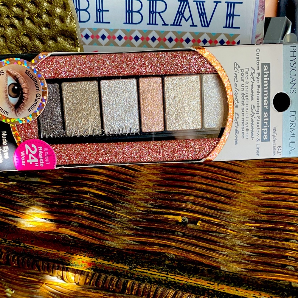 Physicians Formula - MASCARA, PETAL GLOW,& SHIMMER STRIPS EYE SHADOW & Free gift - Picture 10 of 12